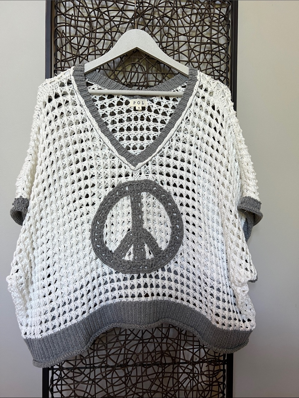POL open weave boho crochet oversized sweater ivory grey peace sign trim S SOOL